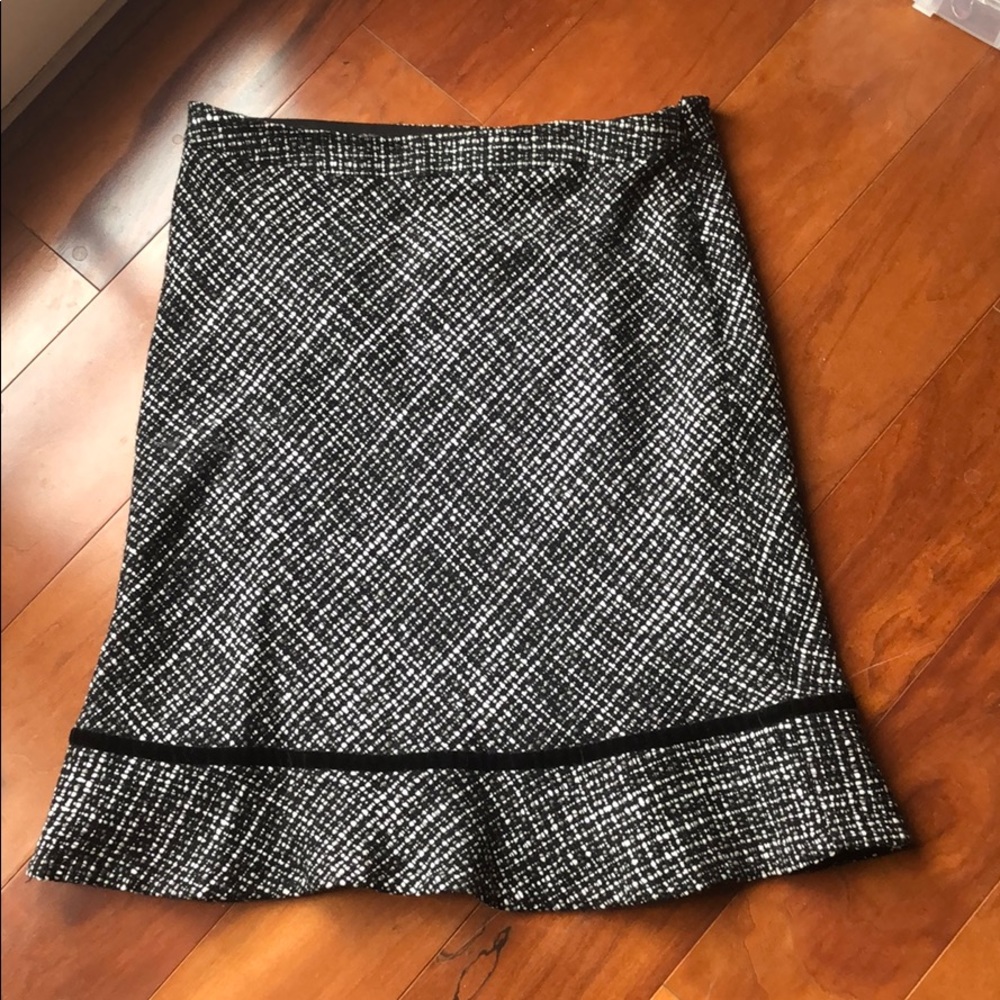 Gap Wool Blend Lined Geometric Pattern Skirt, Sz 6 - image 1